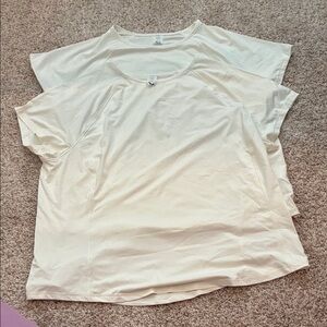 2 Old Navy Women's Short Sleeve Tees - Cream/White